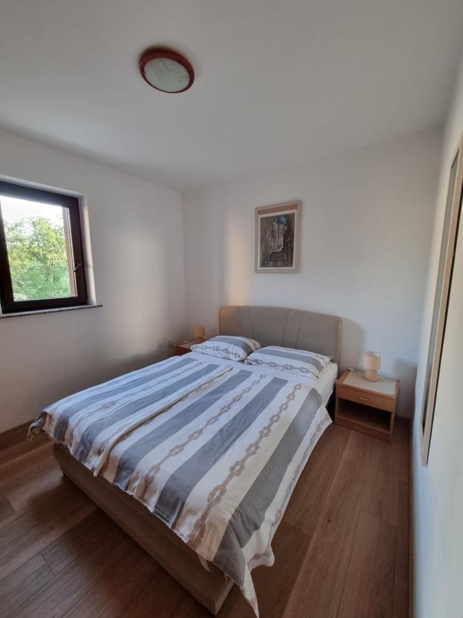 Apartment Marina Porat  Εξωτερικό φωτογραφία