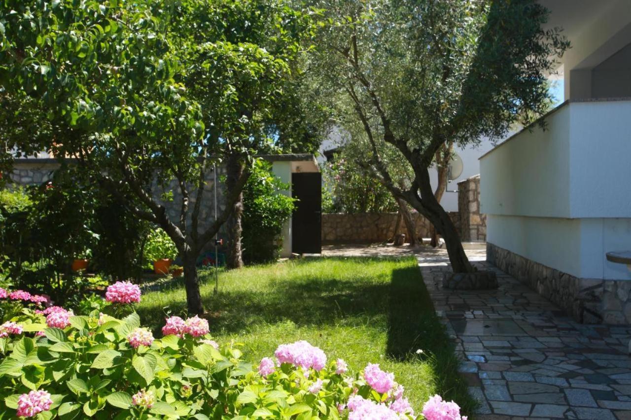 Apartment Marina Porat  Εξωτερικό φωτογραφία