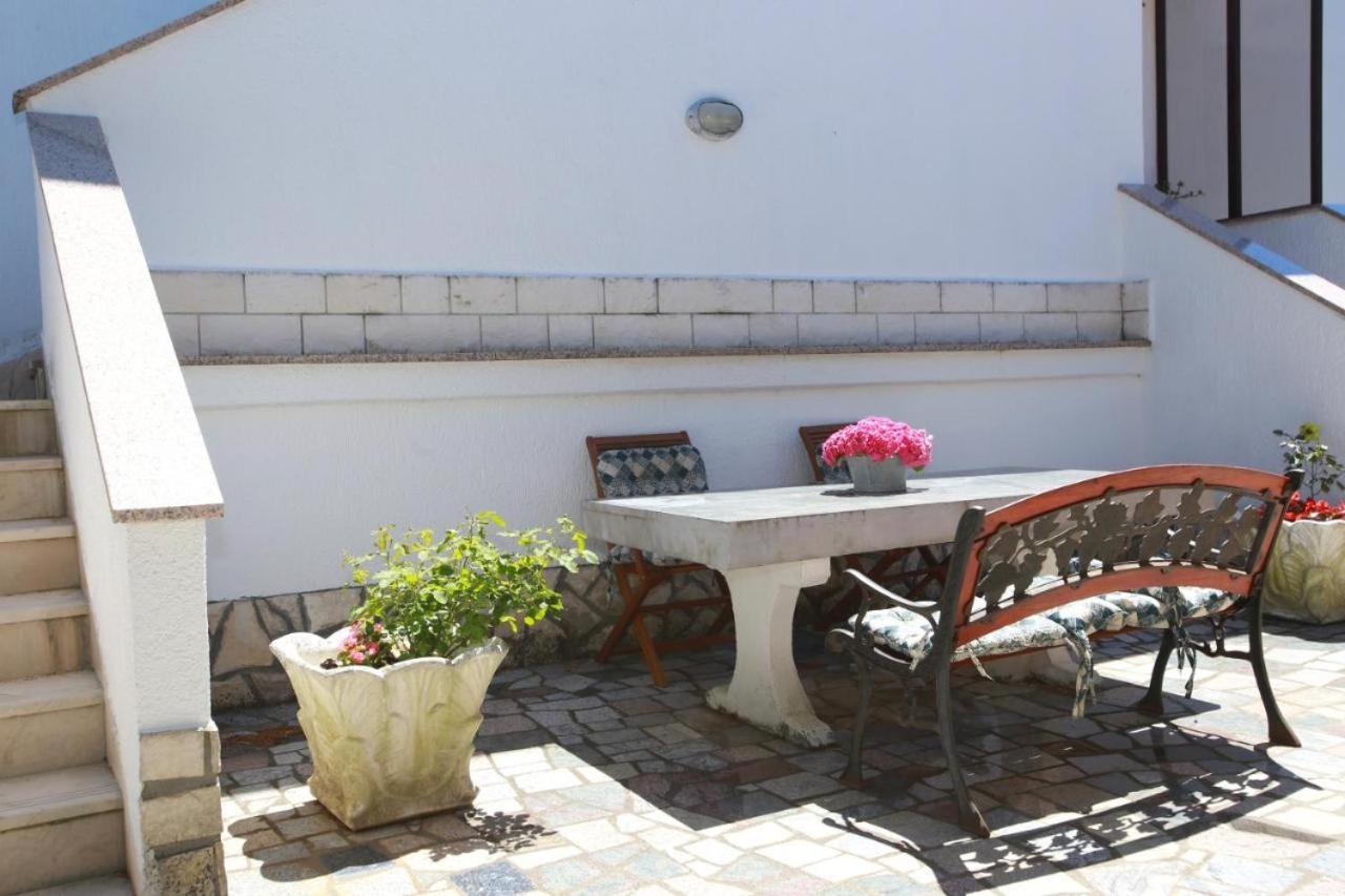 Apartment Marina Porat  Εξωτερικό φωτογραφία